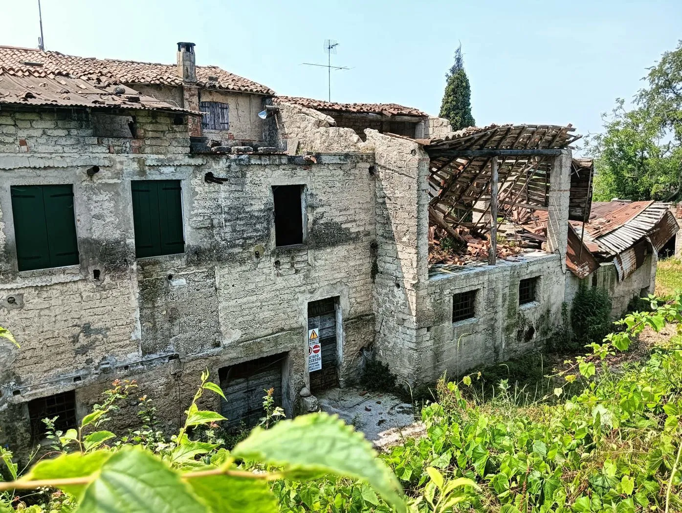 Foto 14 di 20 - Rustico in vendita a Castelnuovo del Garda