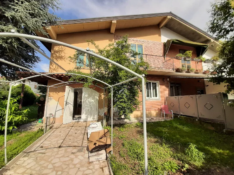 Foto 10 di 20 - Villa a schiera in vendita a San Felice del Benaco