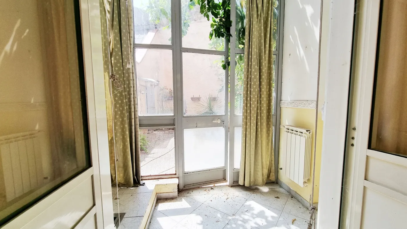 Foto 13 di 50 - Casa indipendente in vendita a Caserta
