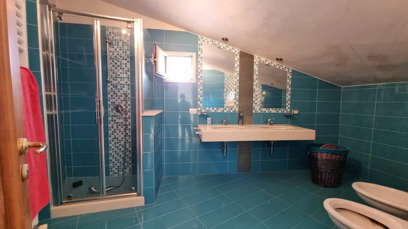 Foto 42 di 50 - Casa indipendente in vendita a Caserta