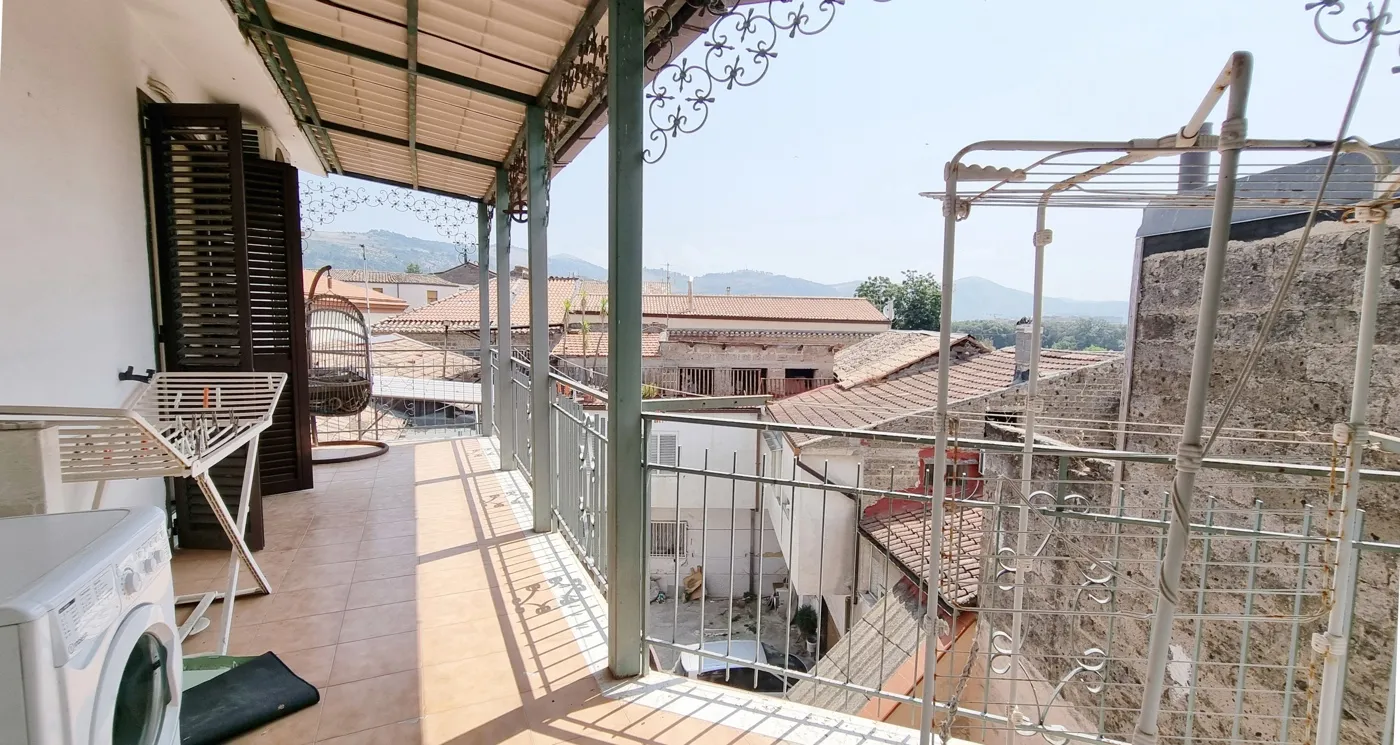 Foto 44 di 50 - Casa indipendente in vendita a Caserta