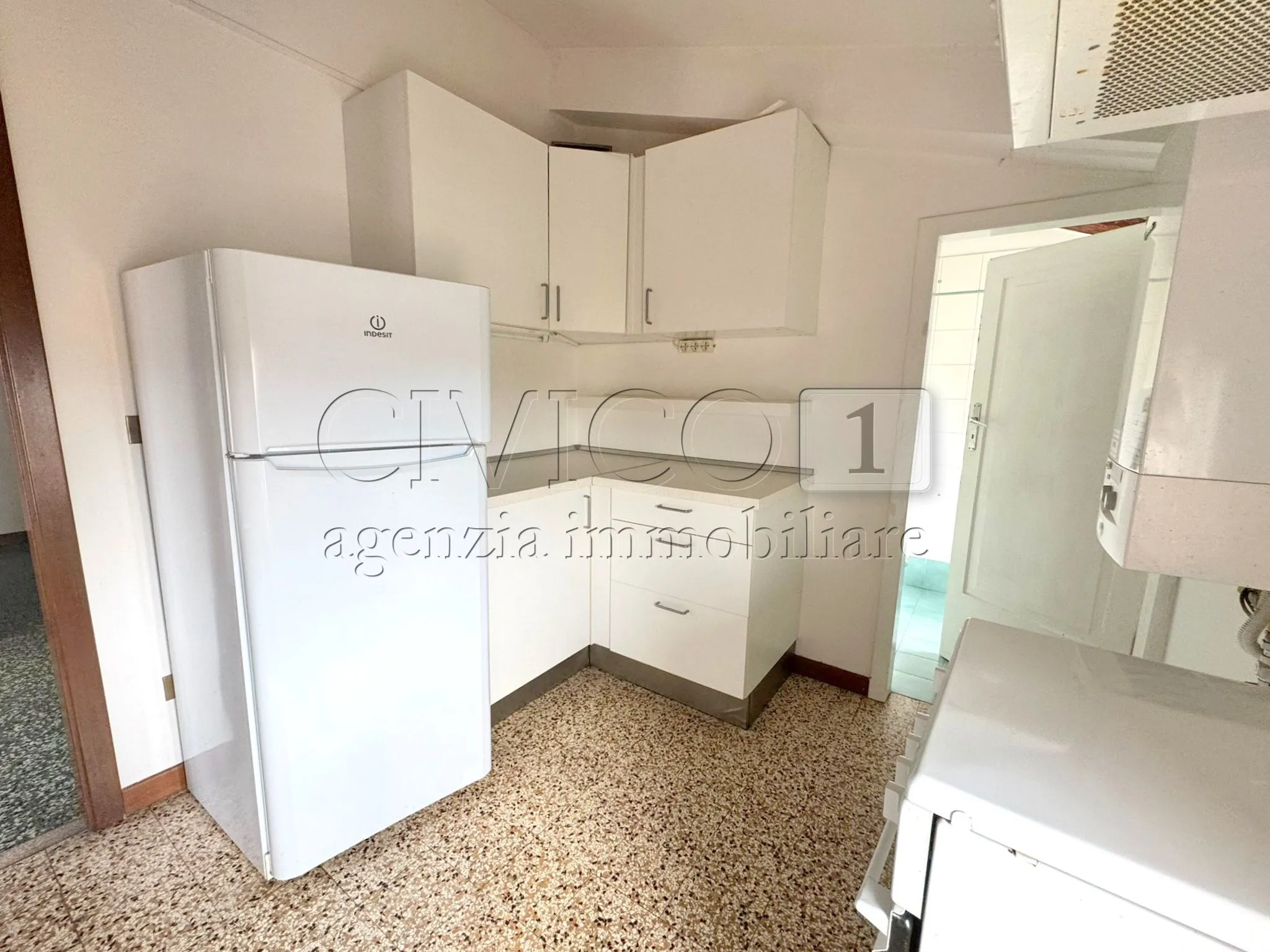 Foto 4 di 14 - Appartamento in vendita a Vicenza
