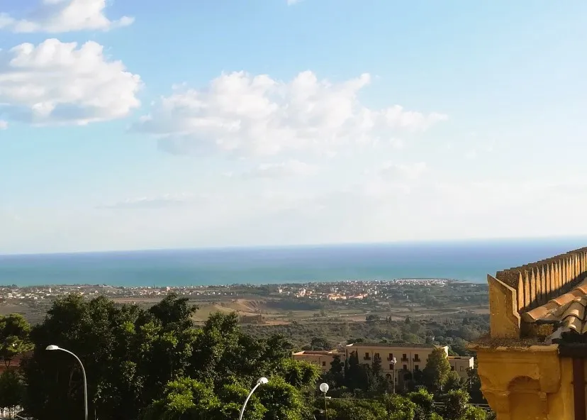 Foto 1 di 13 - Appartamento in affitto a Agrigento