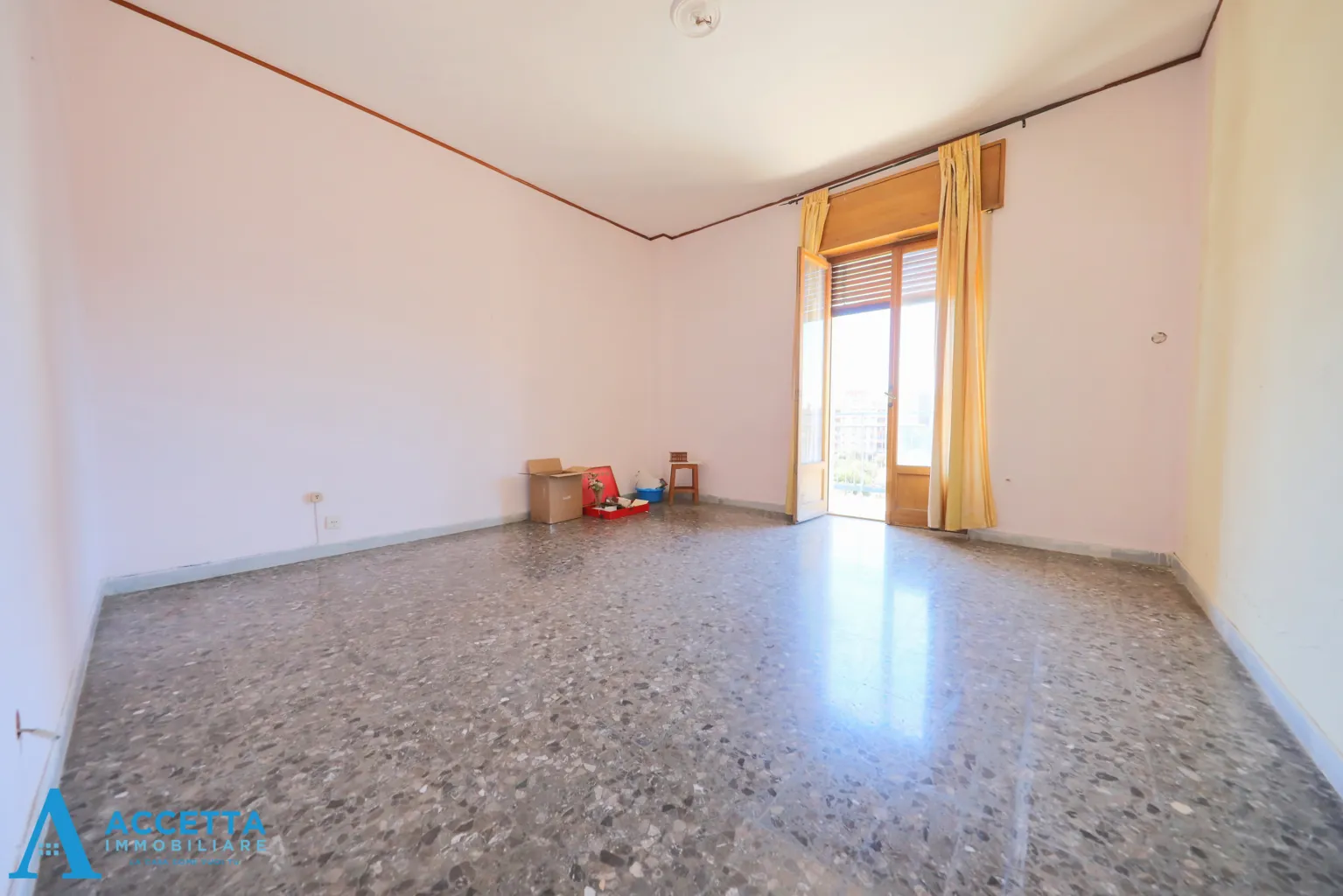 Foto 12 di 25 - Appartamento in vendita a Taranto