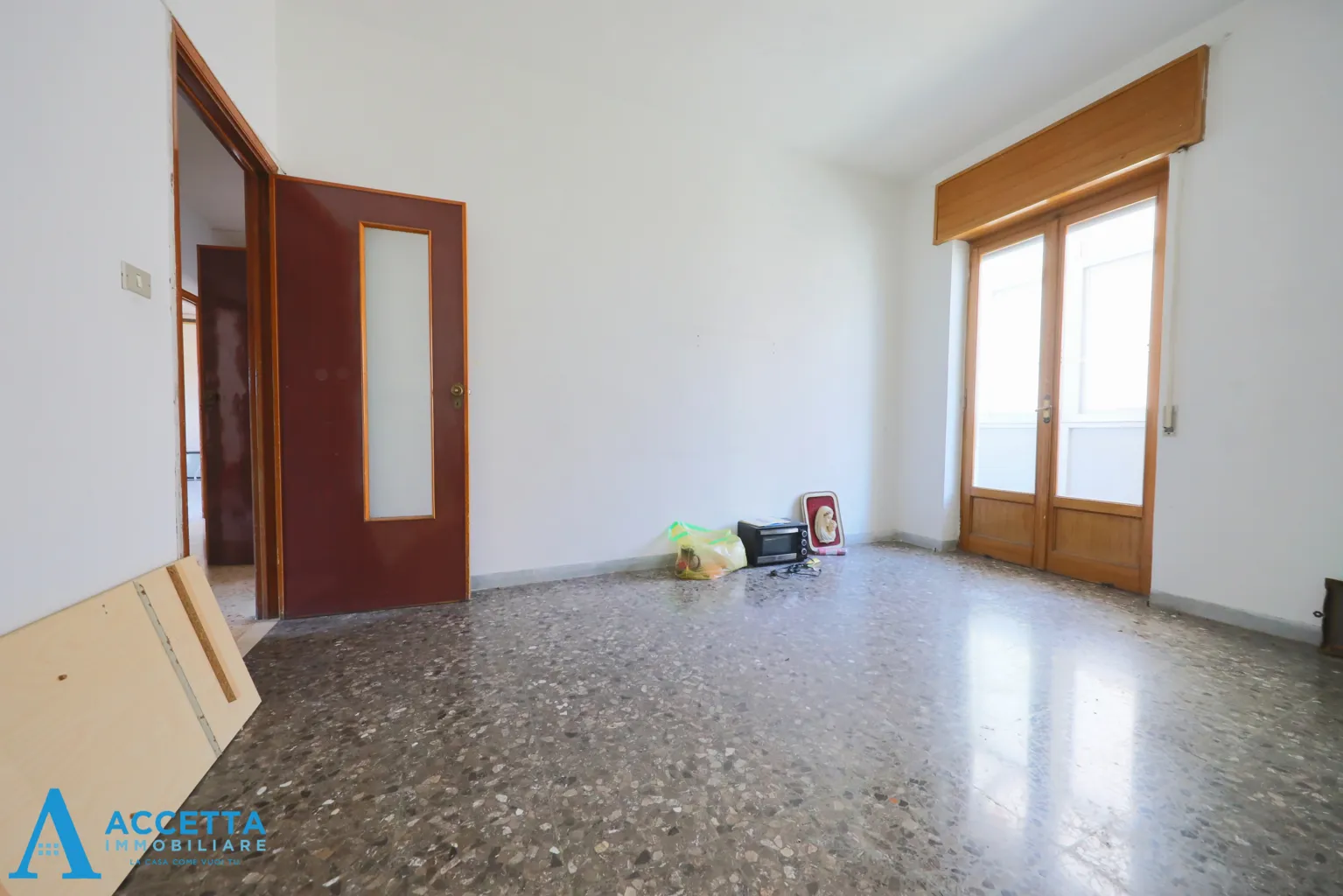 Foto 15 di 25 - Appartamento in vendita a Taranto