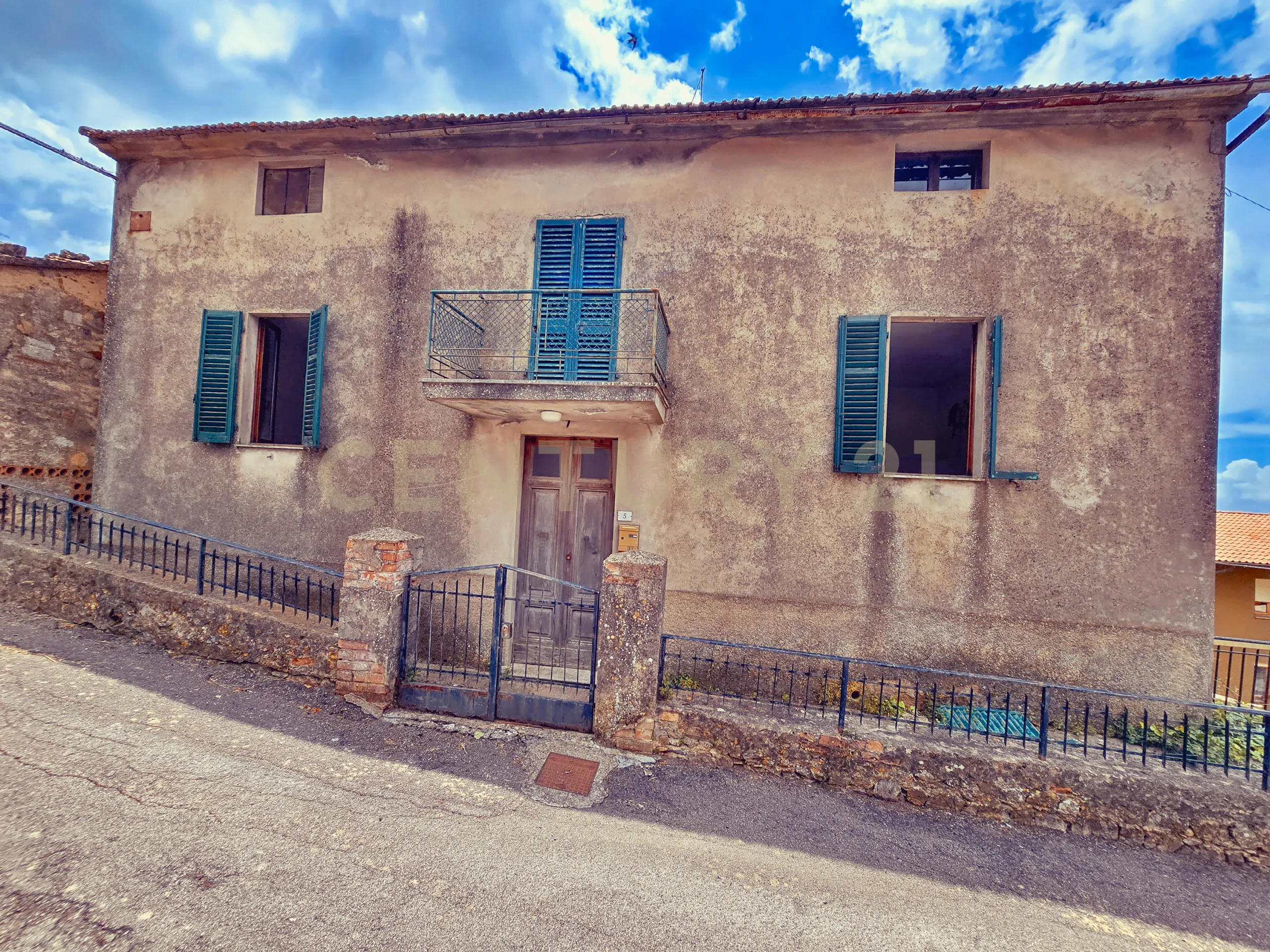 Foto 2 di 21 - Casa indipendente in vendita a Roccastrada