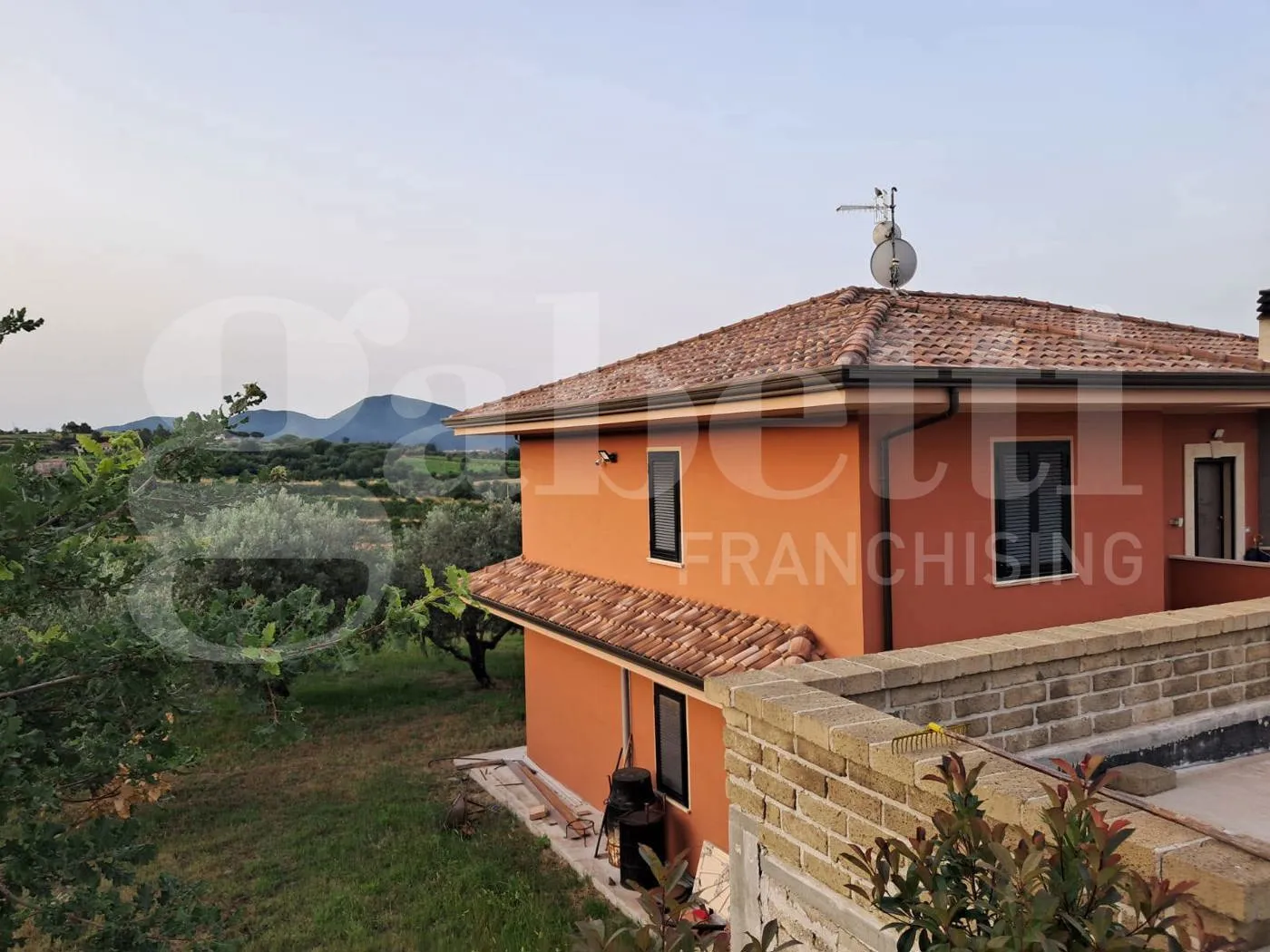 Foto 1 di 34 - Villa in vendita a Sessa Aurunca