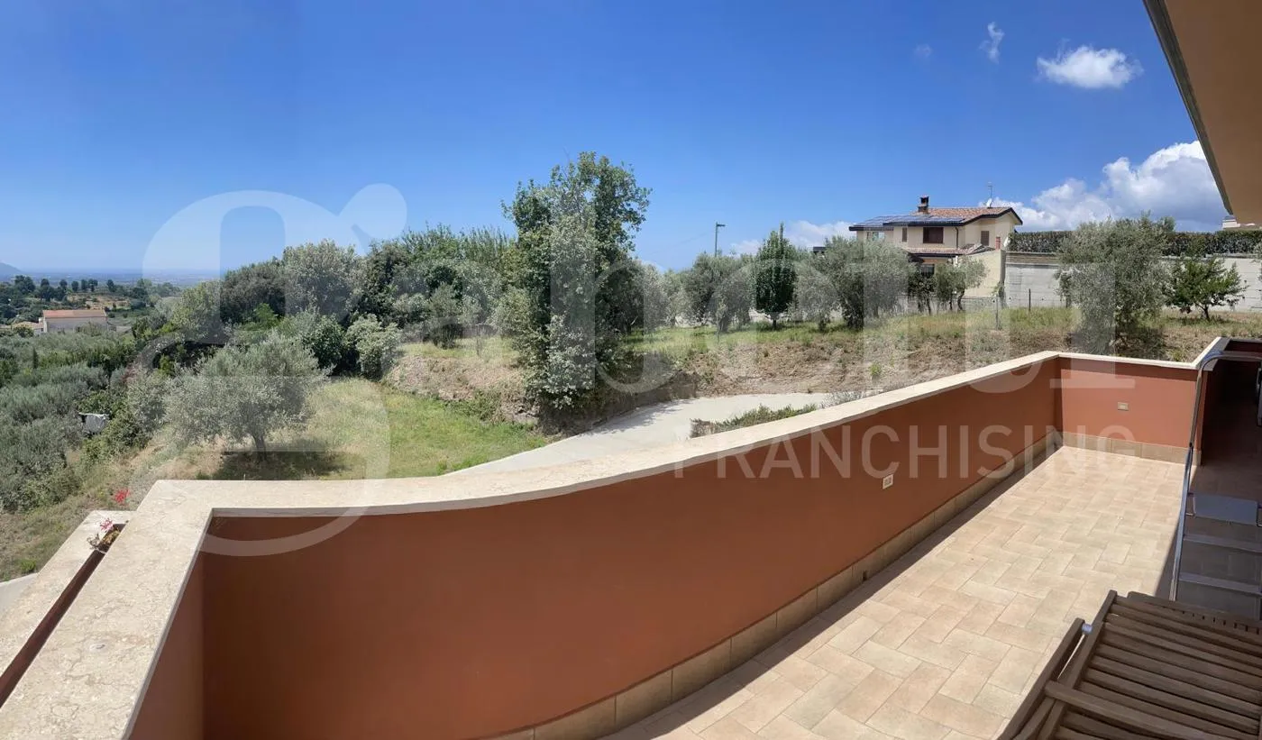 Foto 27 di 34 - Villa in vendita a Sessa Aurunca