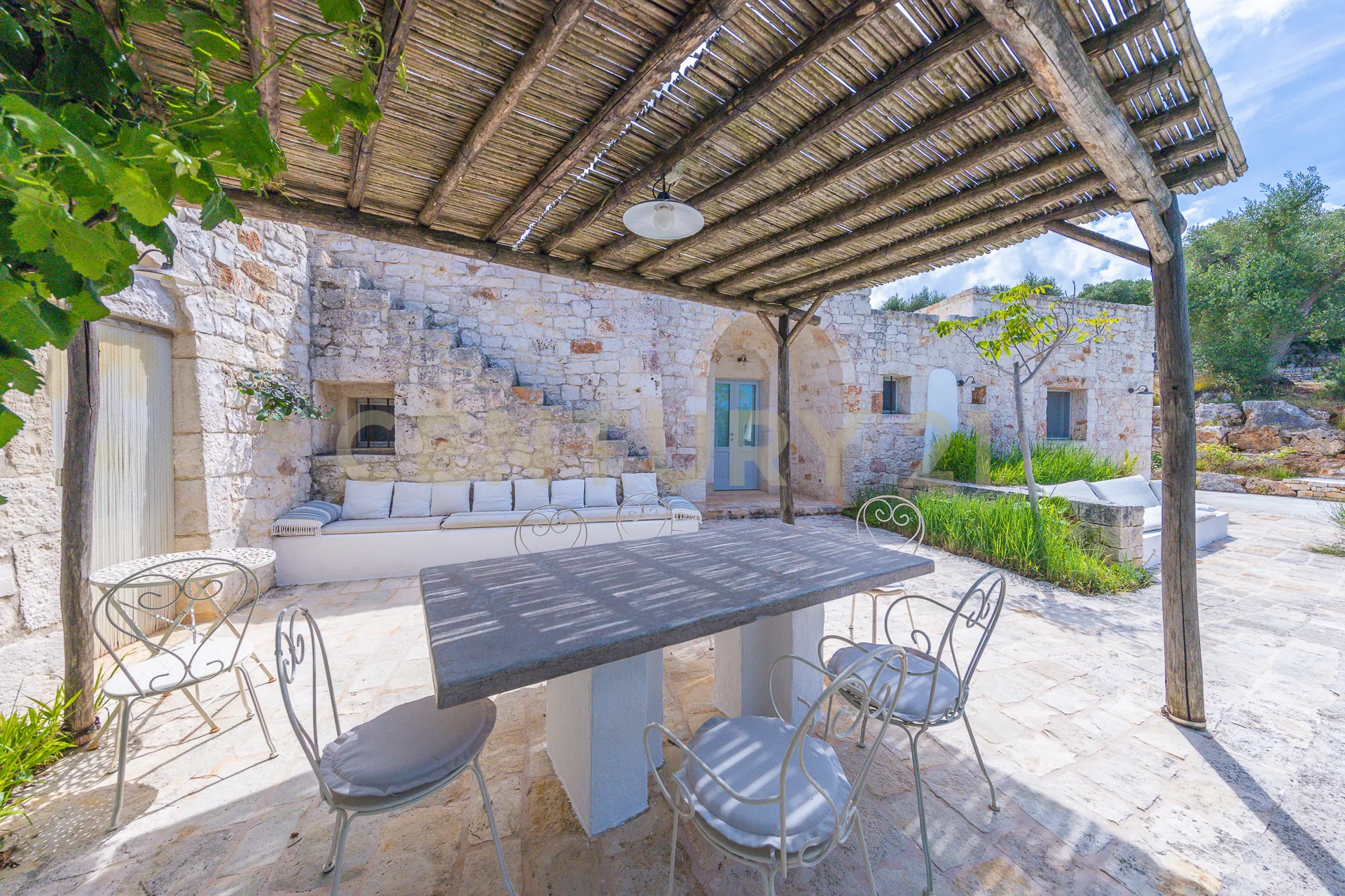Foto 18 di 56 - Casa indipendente in vendita a Ostuni