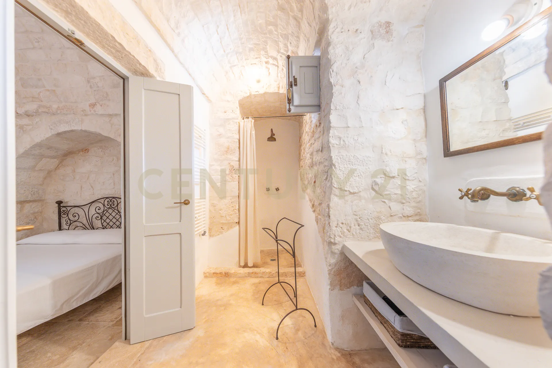 Foto 34 di 56 - Casa indipendente in vendita a Ostuni