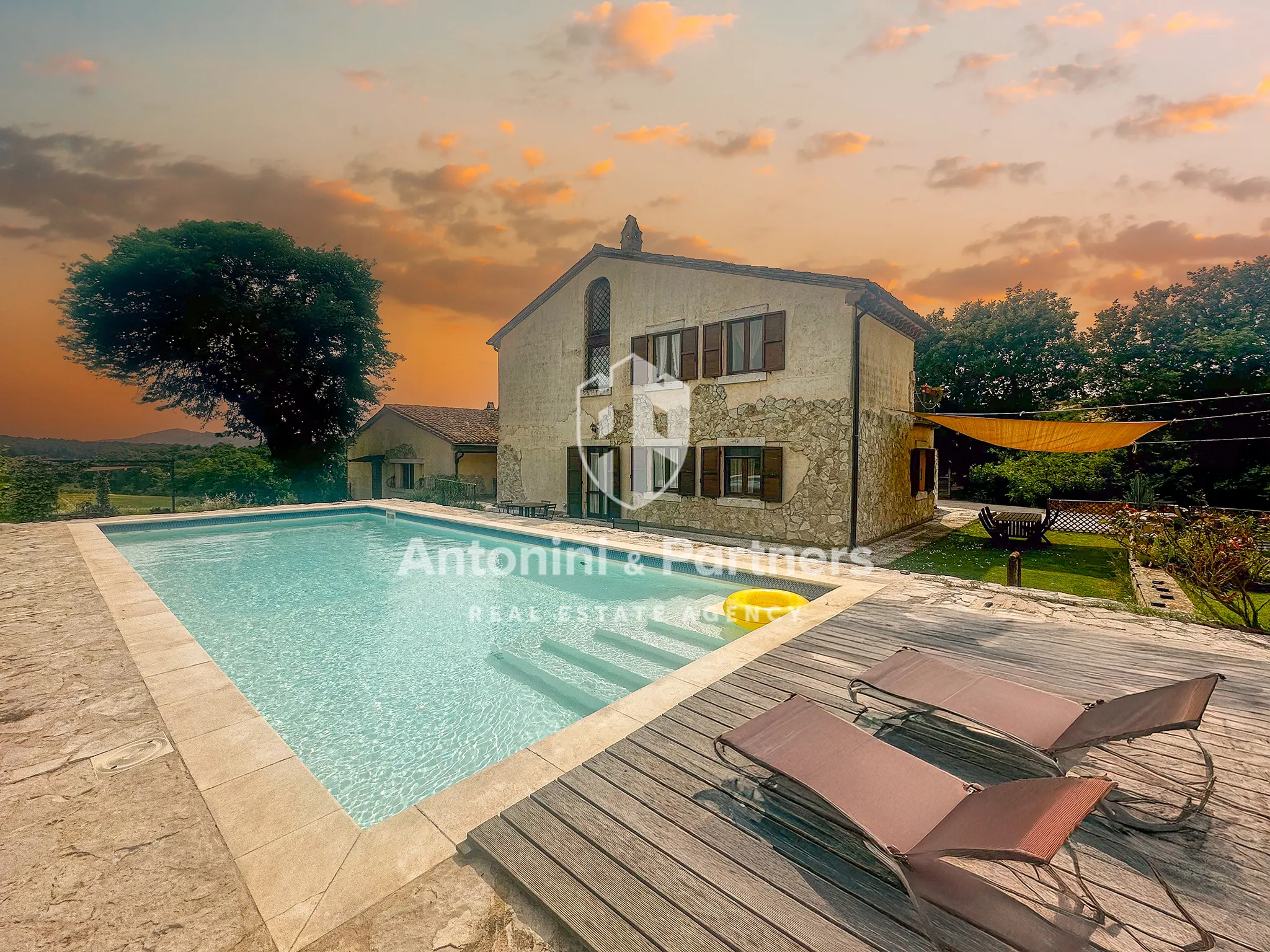 Foto 6 di 38 - Casa indipendente in vendita a Todi