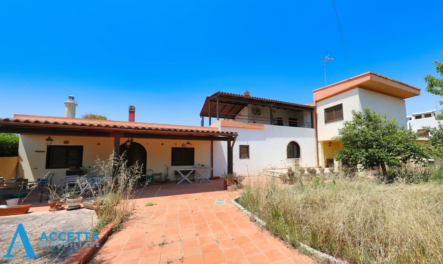 Foto 3 di 31 - Casa indipendente in vendita a Taranto