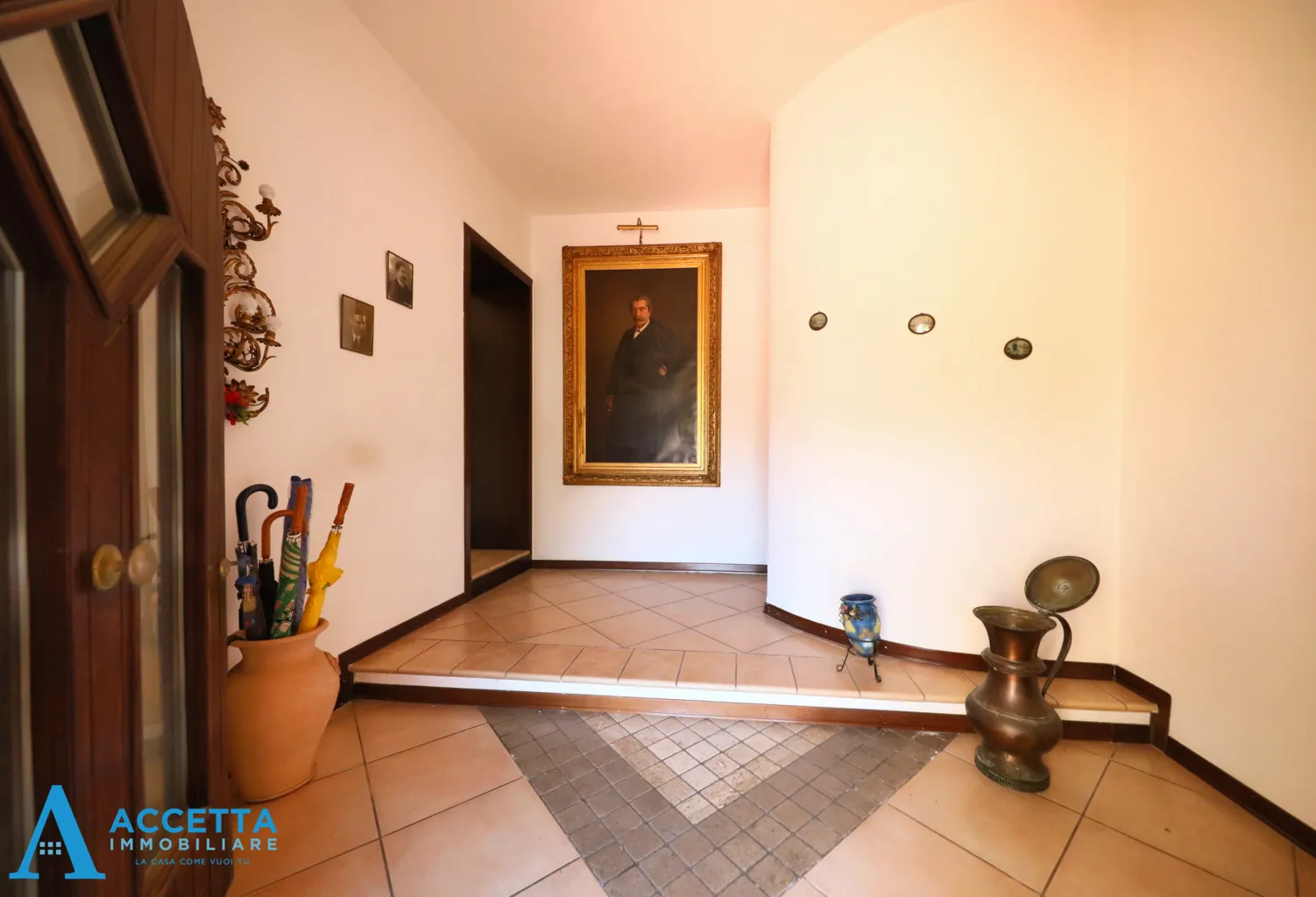 Foto 7 di 31 - Casa indipendente in vendita a Taranto