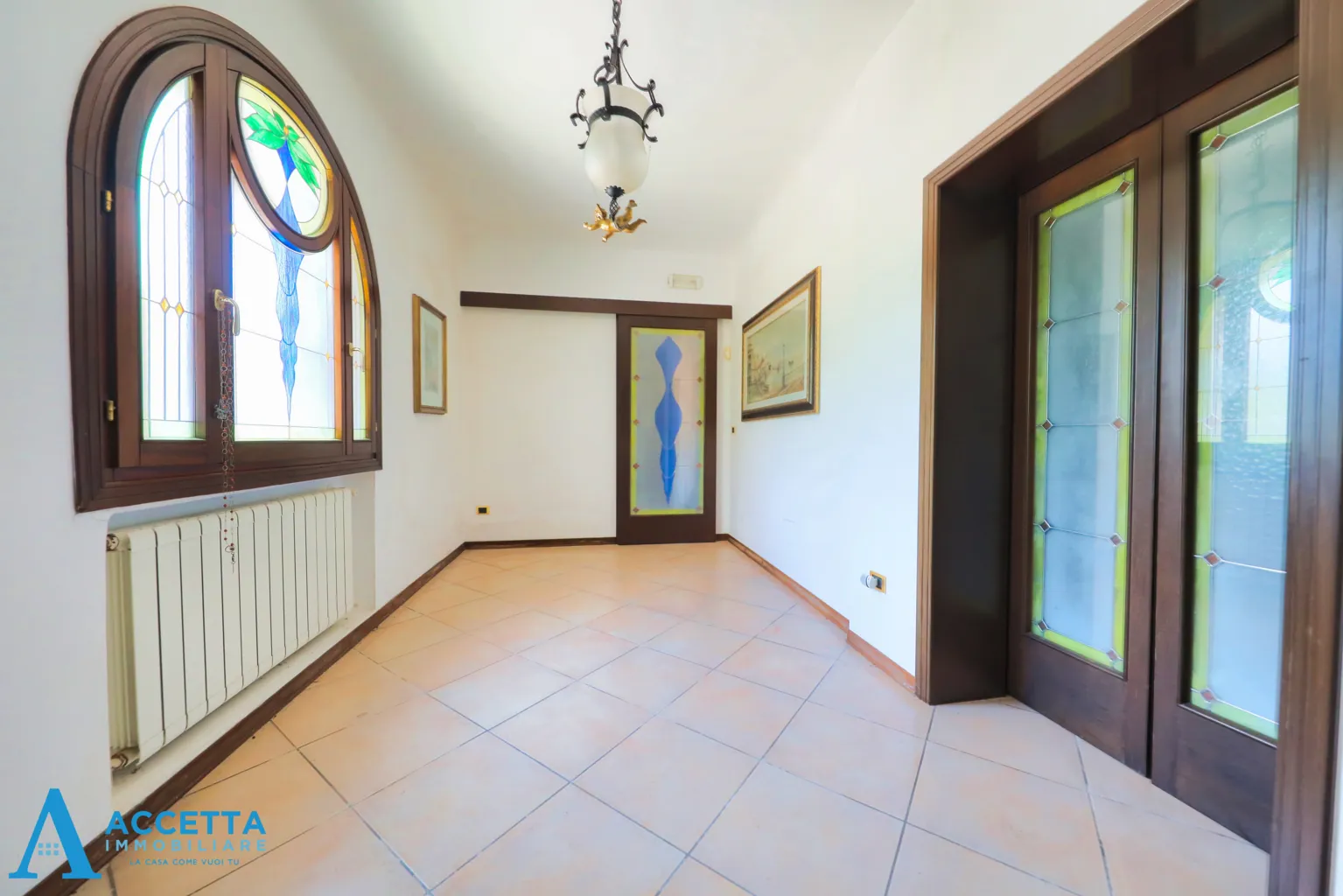 Foto 13 di 31 - Casa indipendente in vendita a Taranto