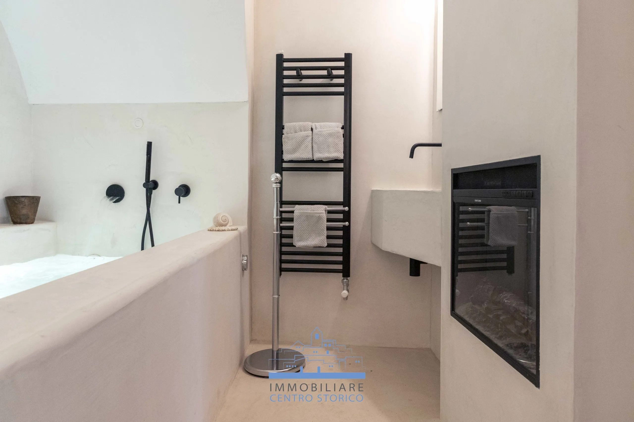 Foto 5 di 34 - Casa indipendente in vendita a Ostuni