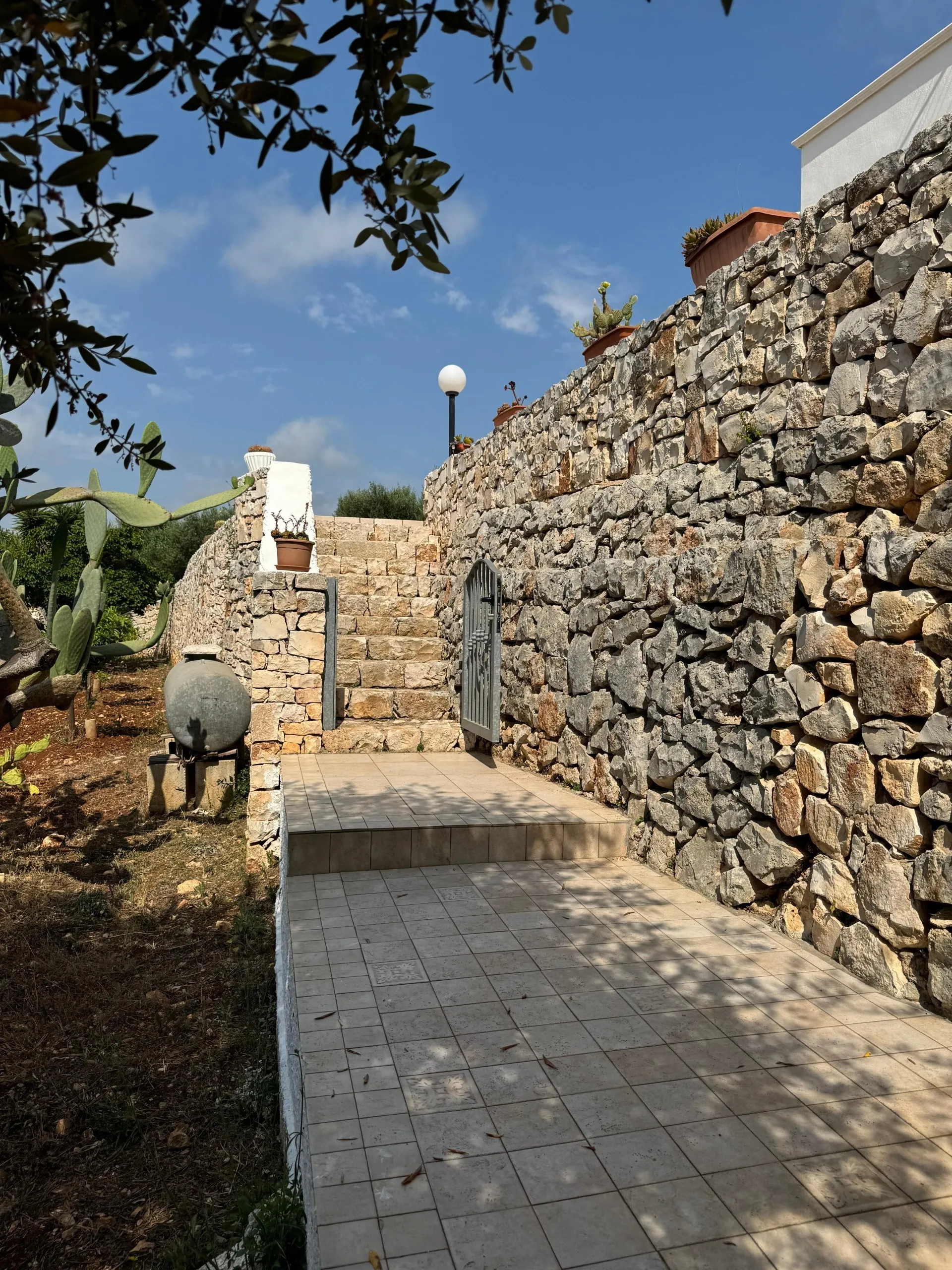 Foto 36 di 47 - Casa indipendente in vendita a Ostuni