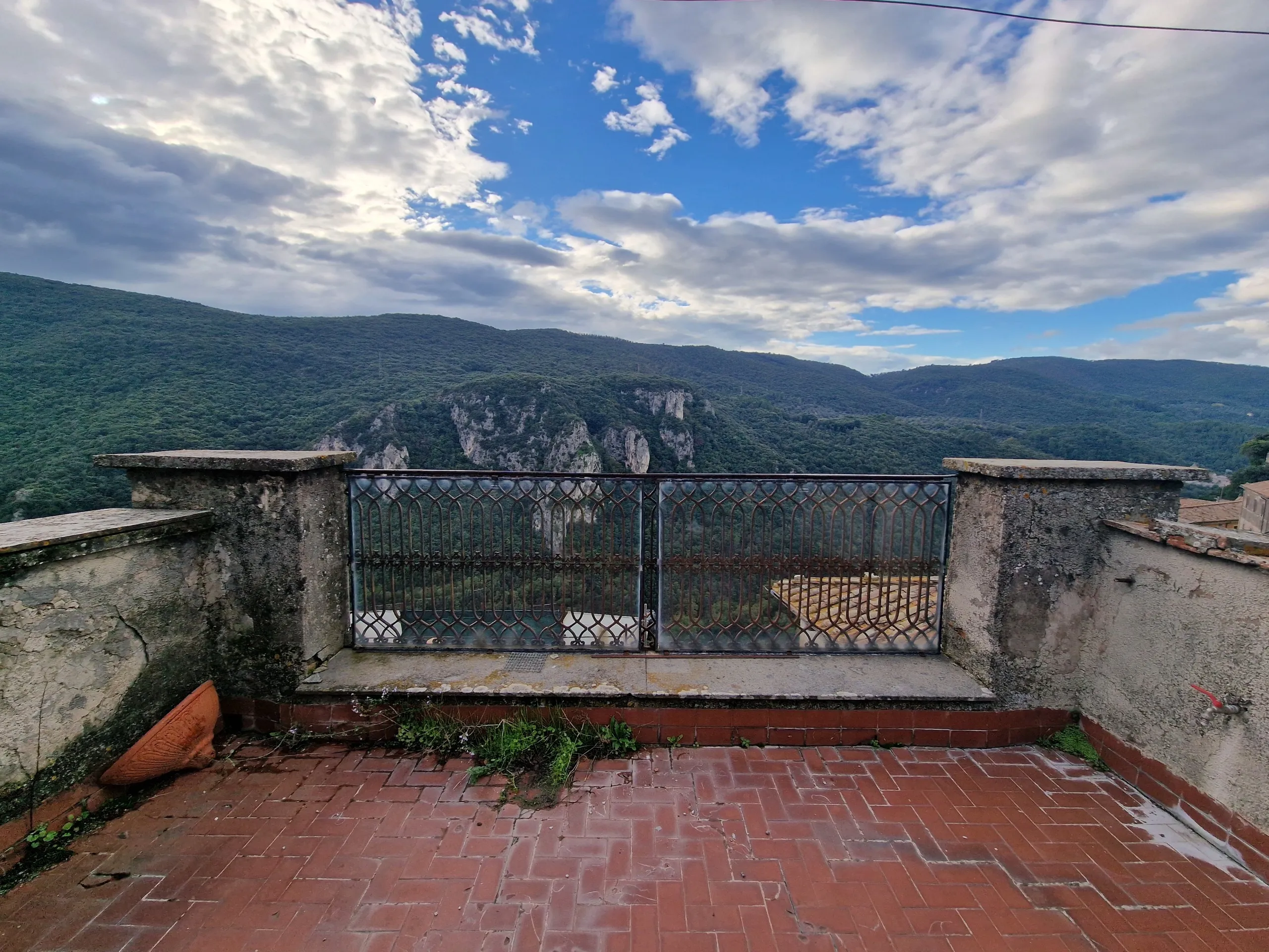 Foto 1 di 38 - Villa a schiera in vendita a Narni