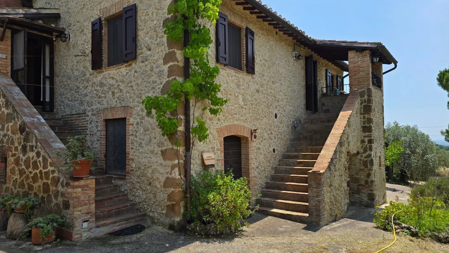 Foto 1 di 54 - Casa indipendente in vendita a Narni