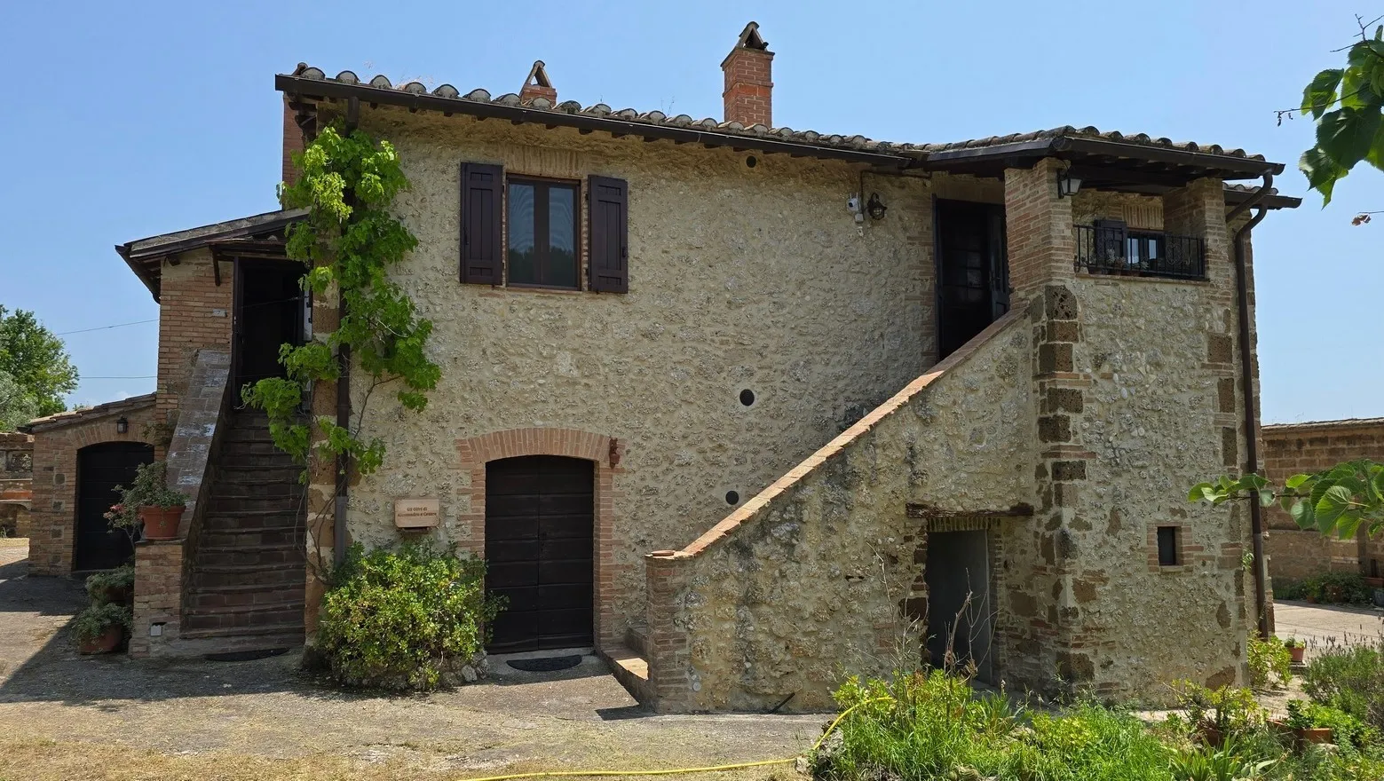 Foto 2 di 54 - Casa indipendente in vendita a Narni