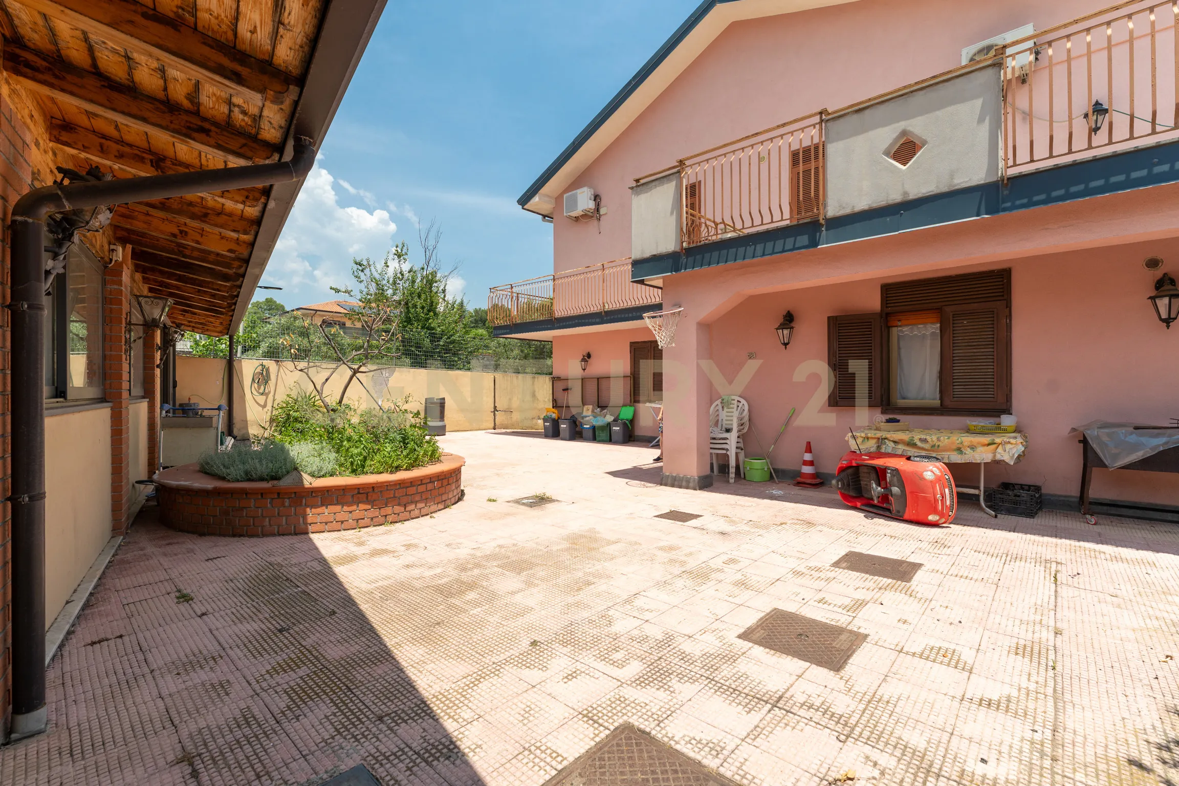 Foto 65 di 81 - Casa indipendente in vendita a Mascalucia