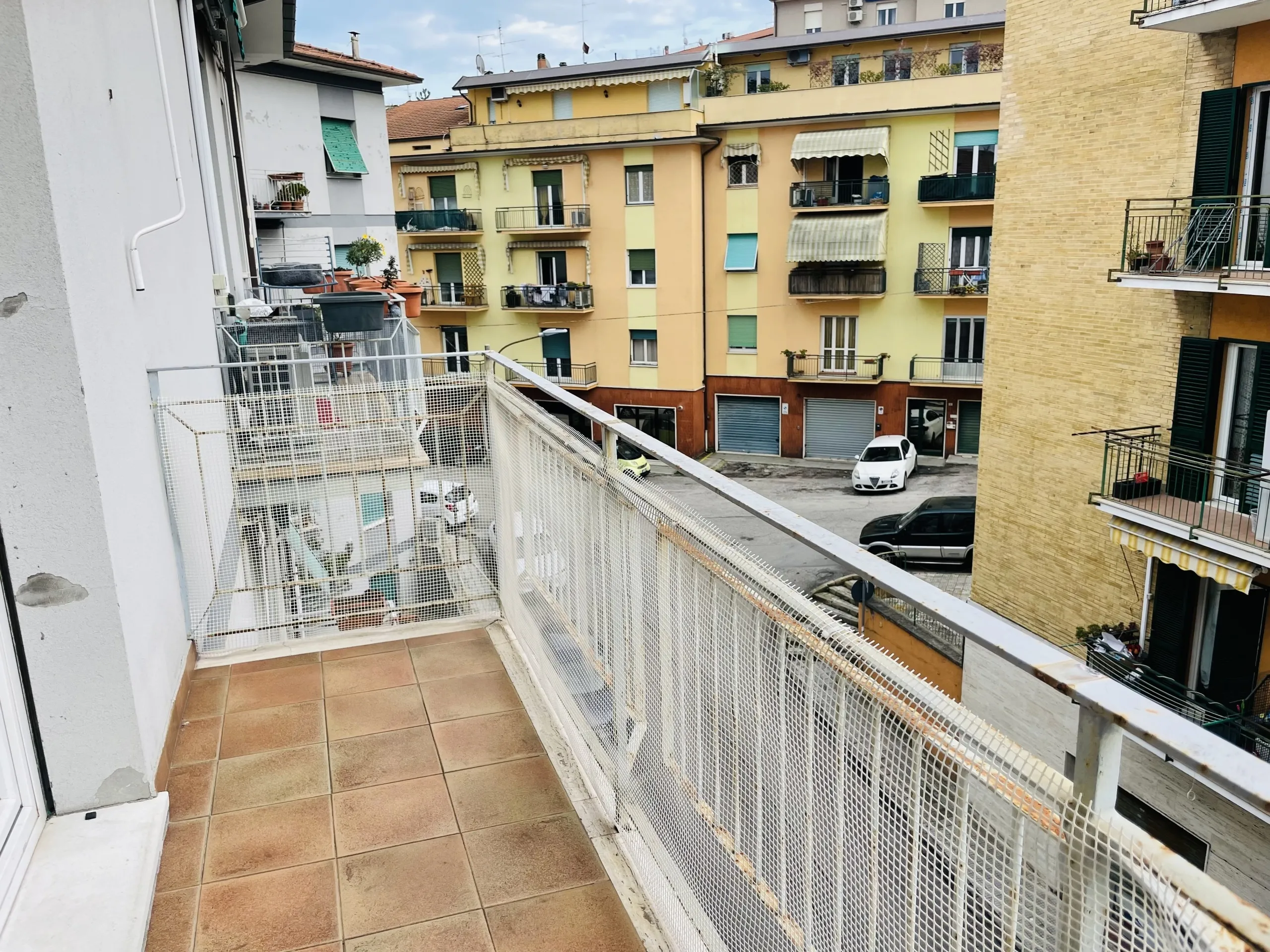 Foto 21 di 25 - Appartamento in vendita a Ancona
