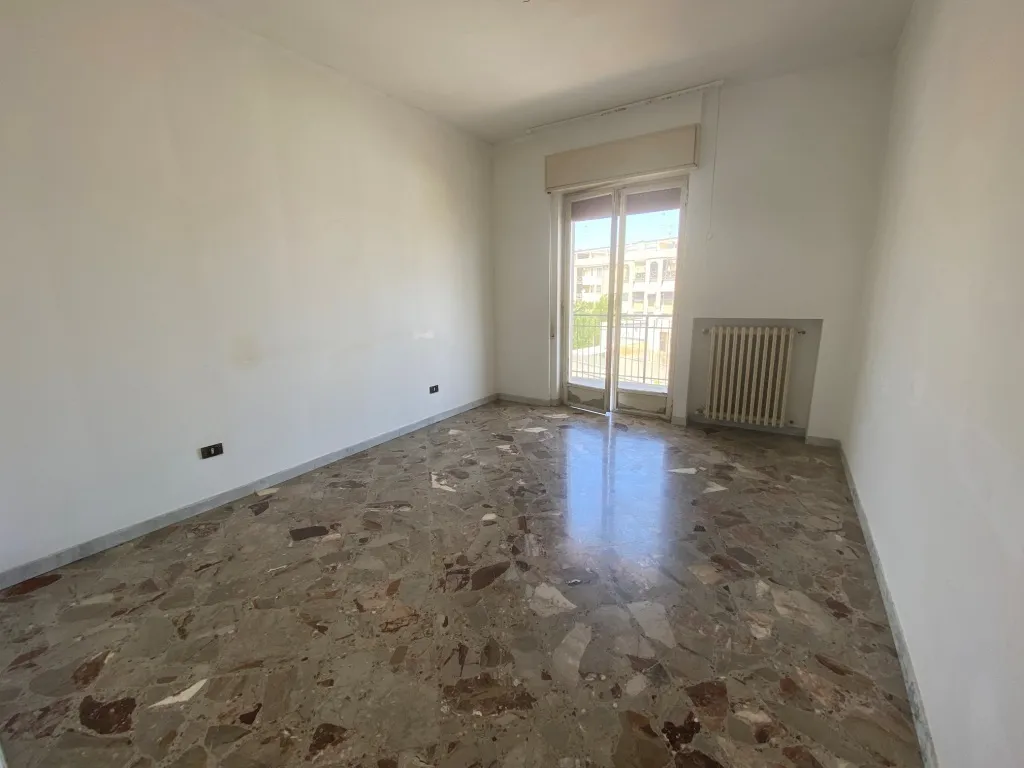 Foto 7 di 12 - Appartamento in vendita a Bari