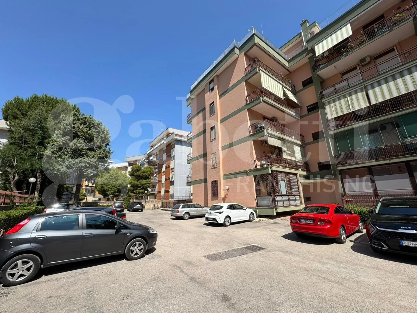 Foto 17 di 19 - Appartamento in vendita a Bari