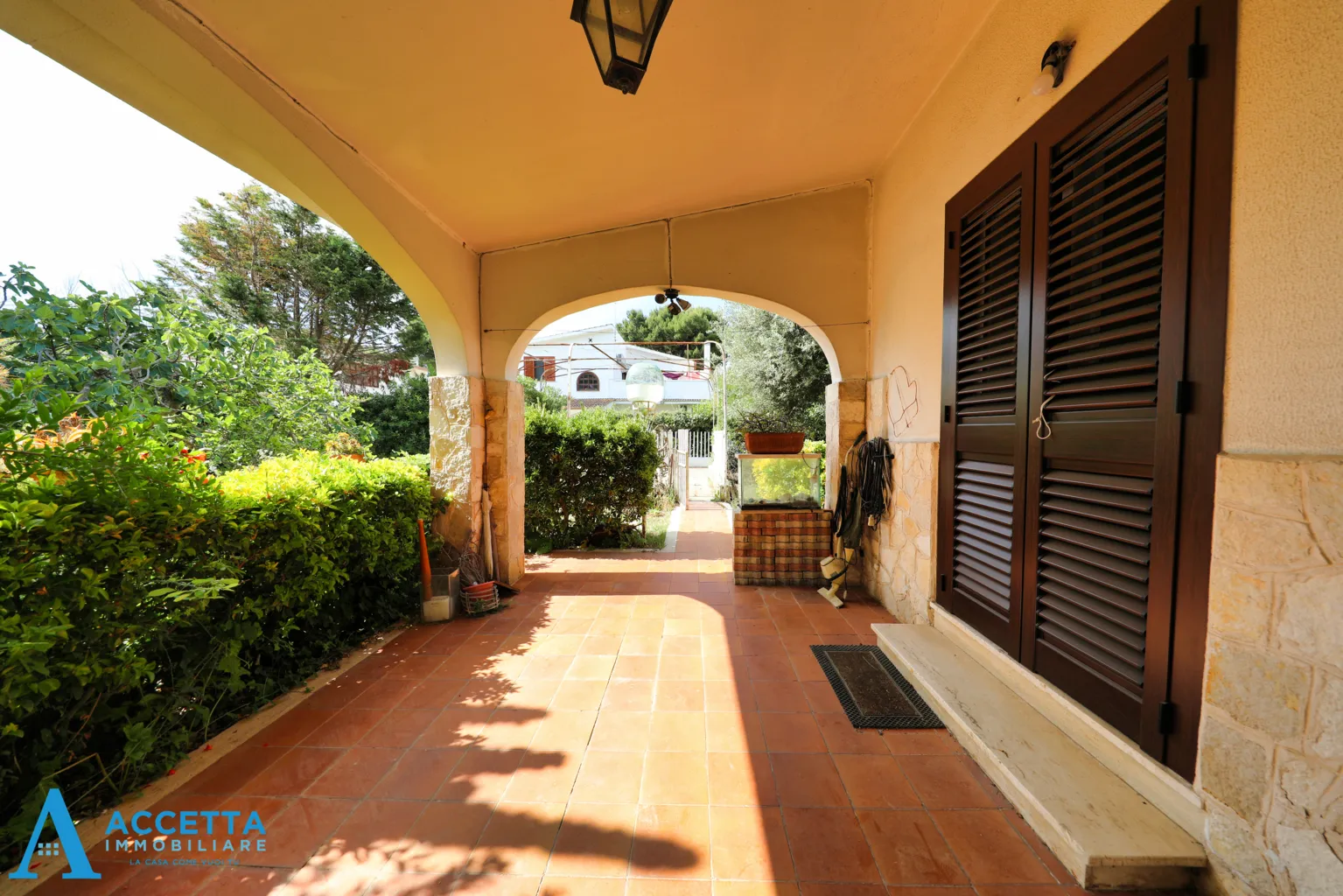 Foto 5 di 23 - Casa indipendente in vendita a Taranto