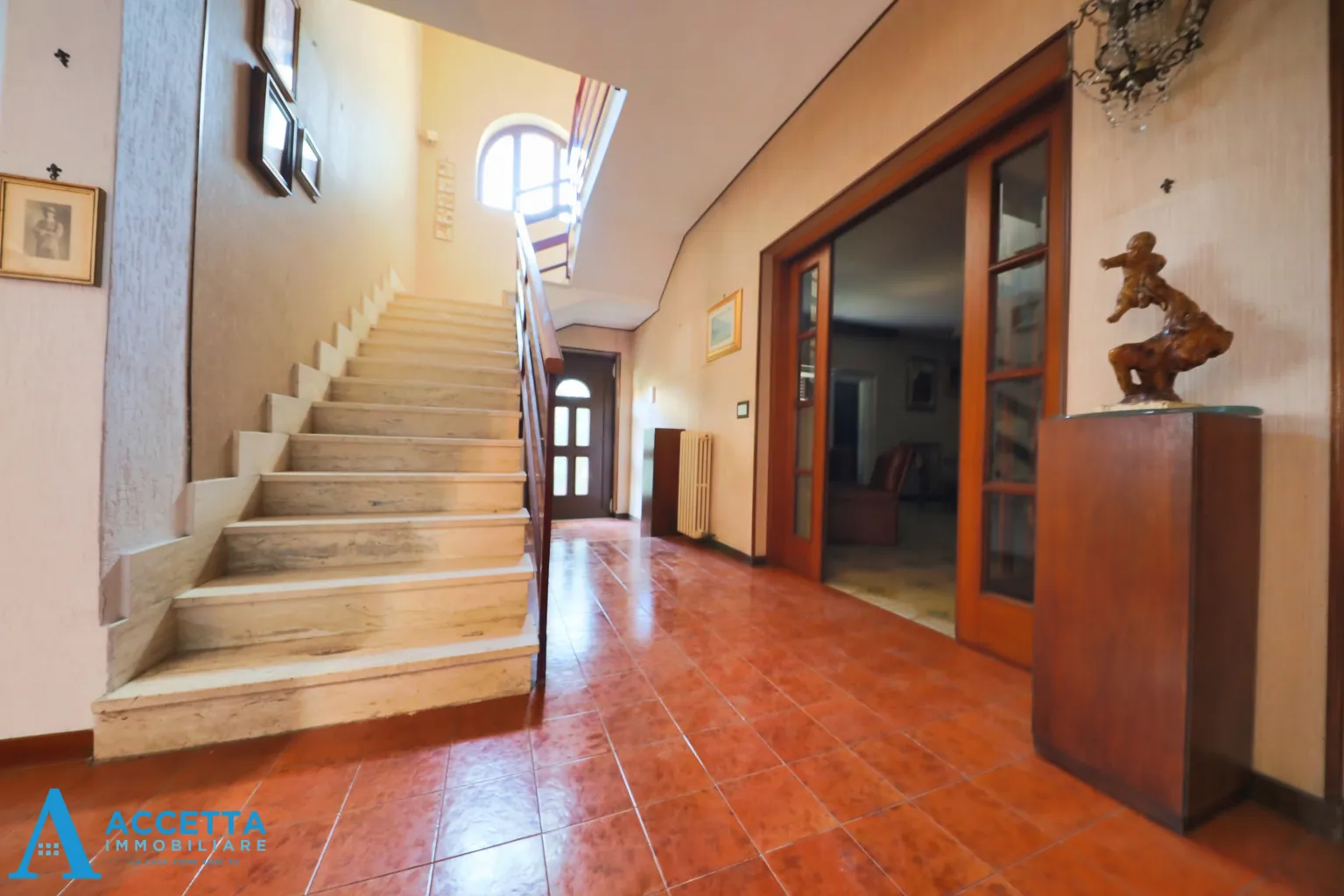 Foto 9 di 23 - Casa indipendente in vendita a Taranto