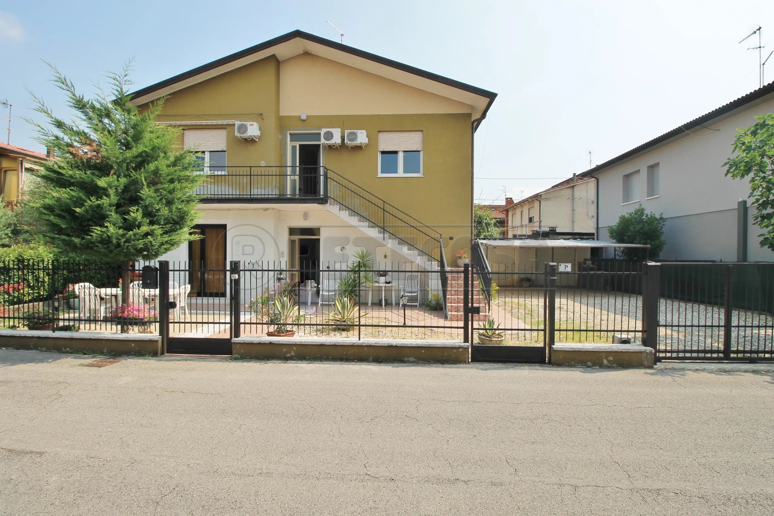 Foto 2 di 29 - Casa indipendente in vendita a Montecchio Maggiore