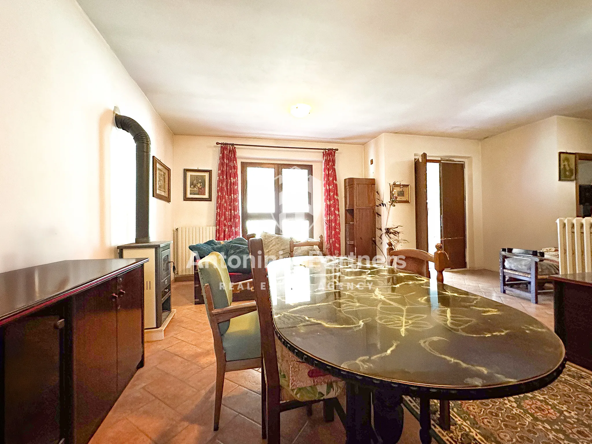 Foto 6 di 35 - Casa indipendente in vendita a Todi