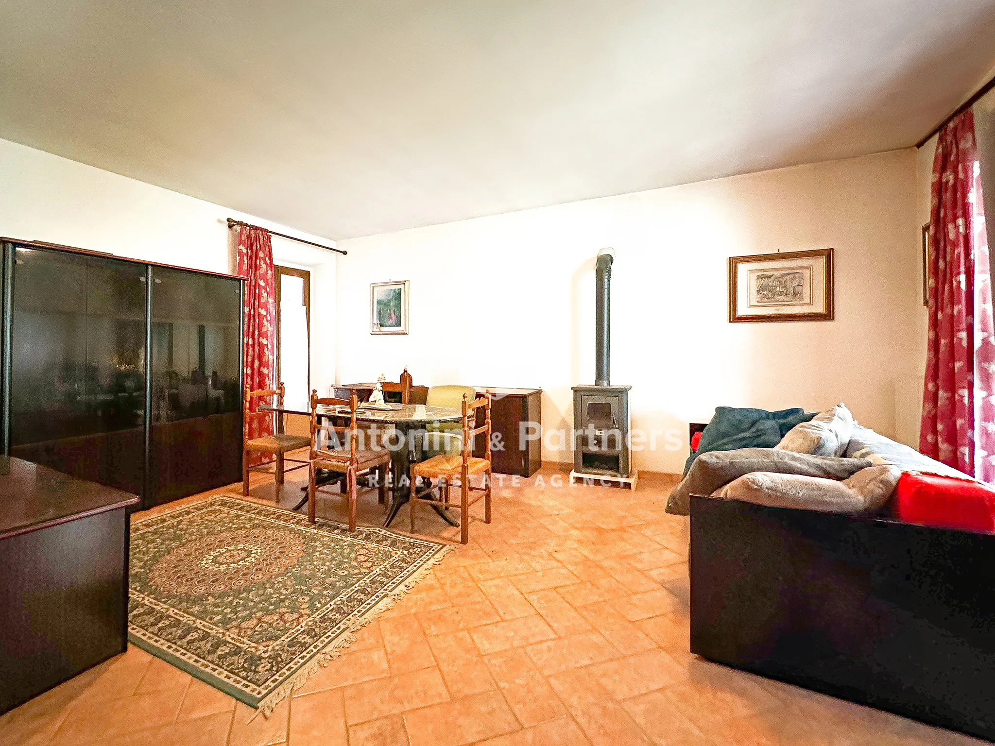 Foto 8 di 35 - Casa indipendente in vendita a Todi