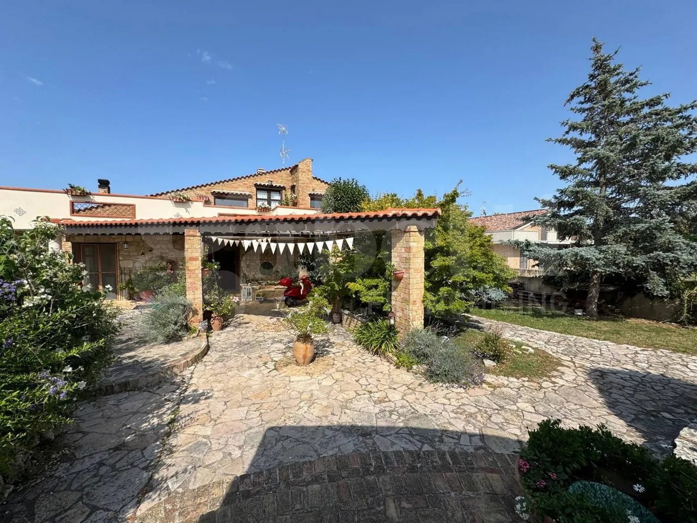 Foto 3 di 30 - Villa in vendita a Termoli