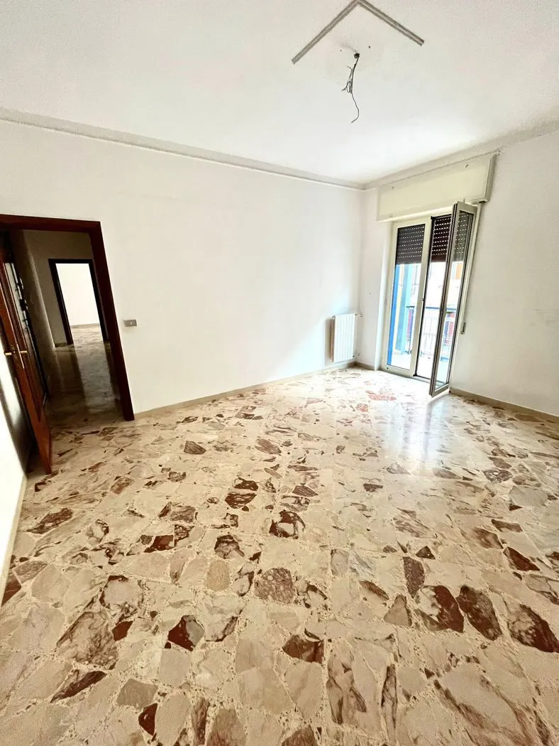Foto 3 di 9 - Appartamento in vendita a Bari