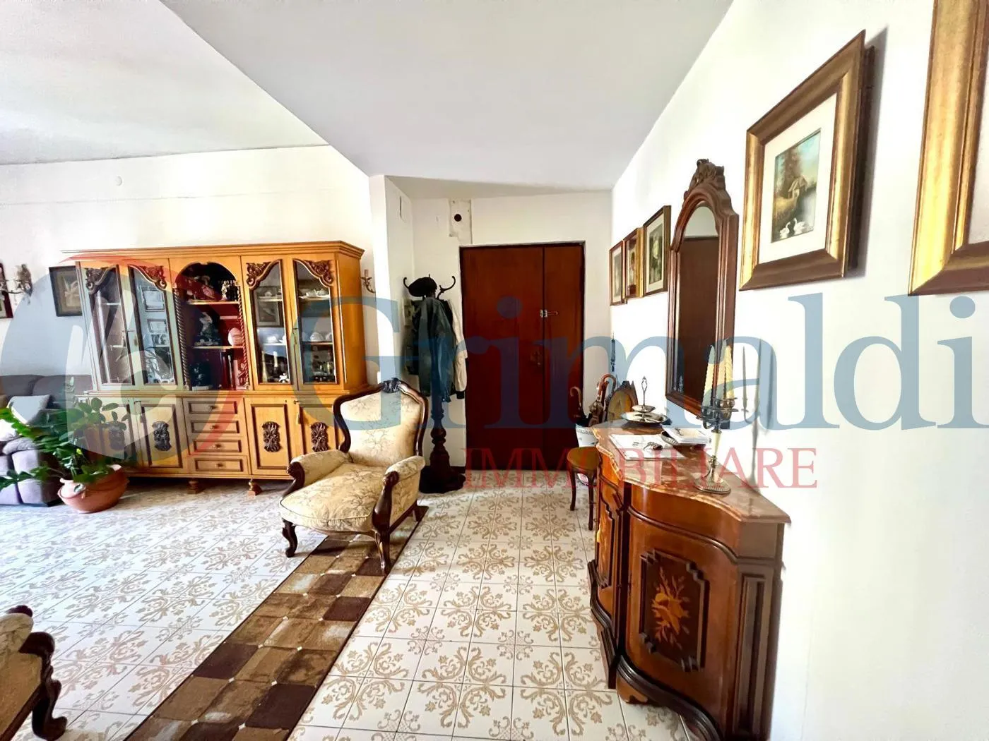 Foto 6 di 11 - Appartamento in vendita a Napoli