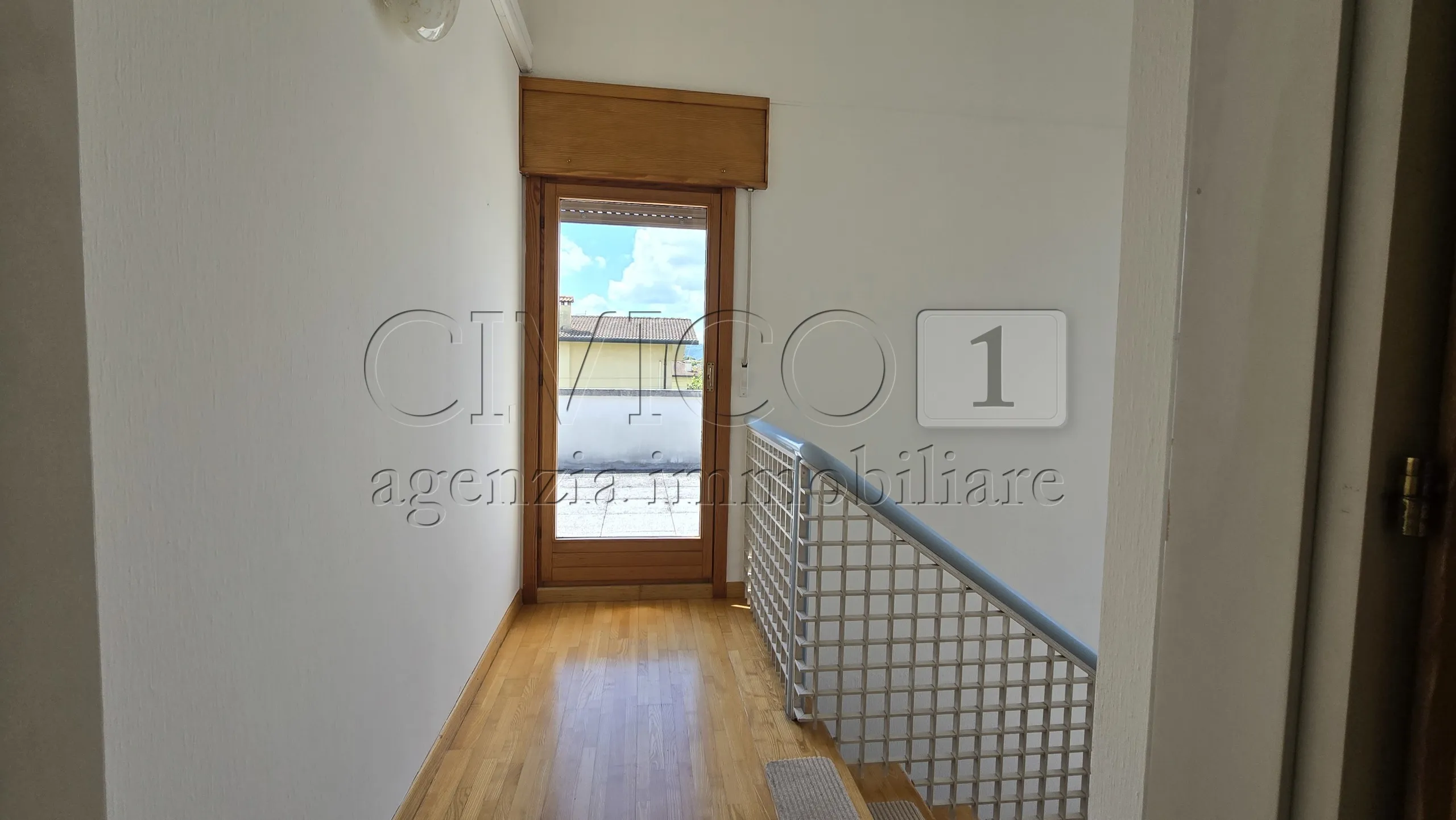 Foto 15 di 37 - Casa indipendente in vendita a Torri di Quartesolo