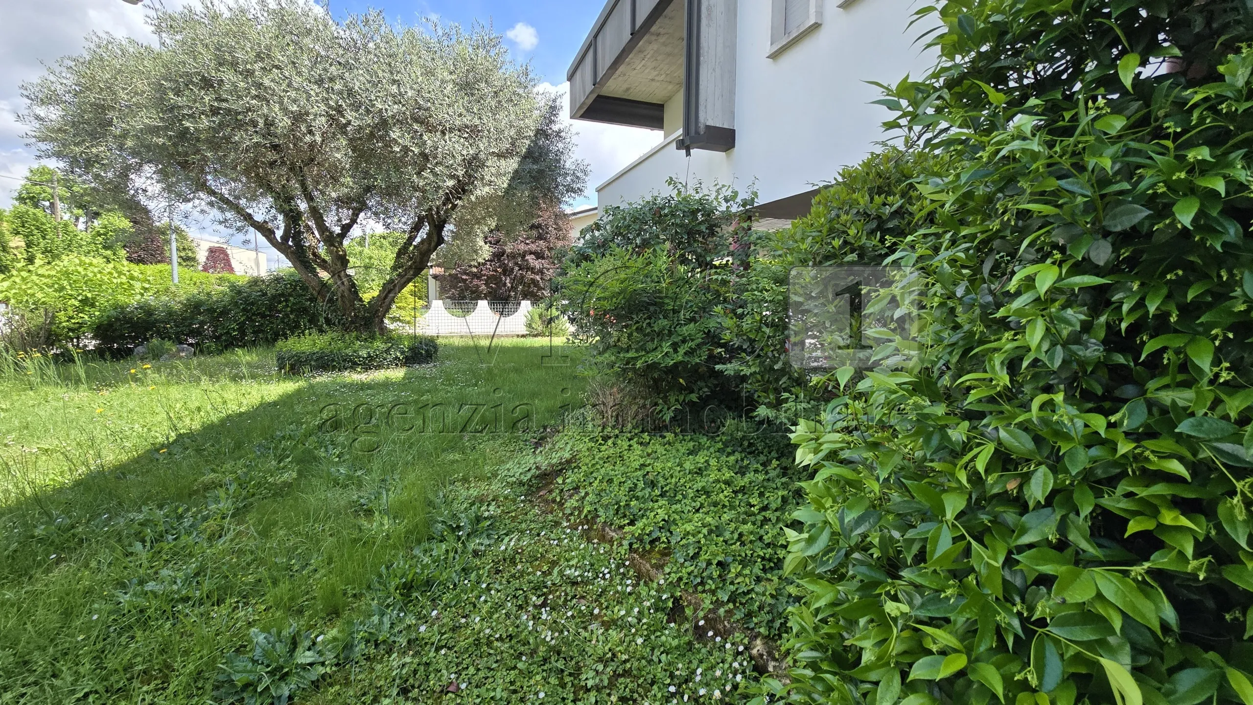 Foto 30 di 37 - Casa indipendente in vendita a Torri di Quartesolo
