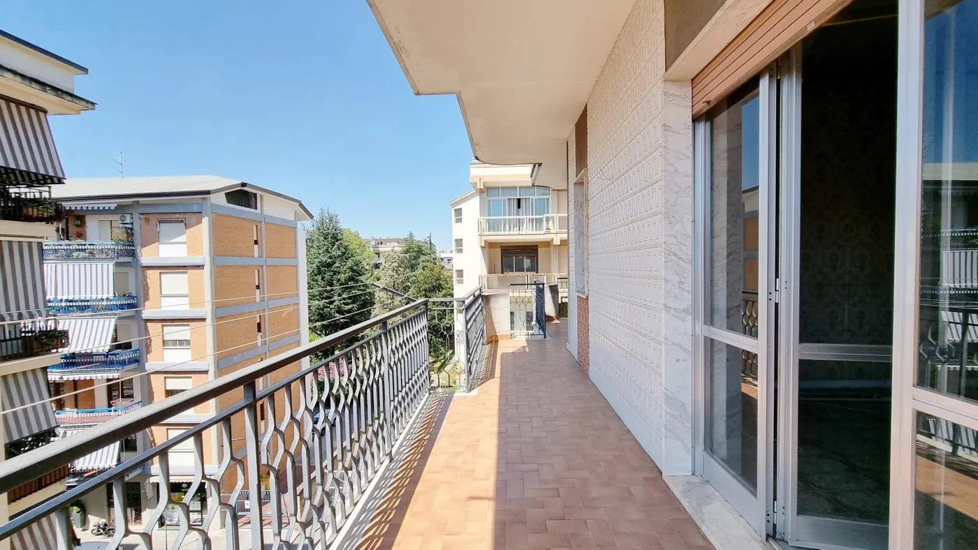 Foto 47 di 51 - Appartamento in vendita a Caserta