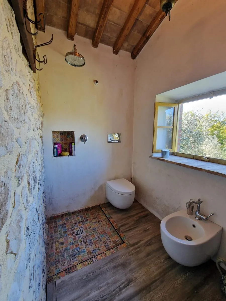 Foto 13 di 24 - Casa indipendente in vendita a Montecchio