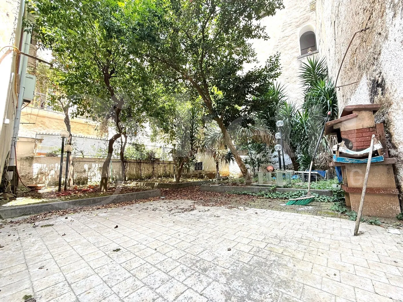 Foto 2 di 35 - Appartamento in vendita a Napoli