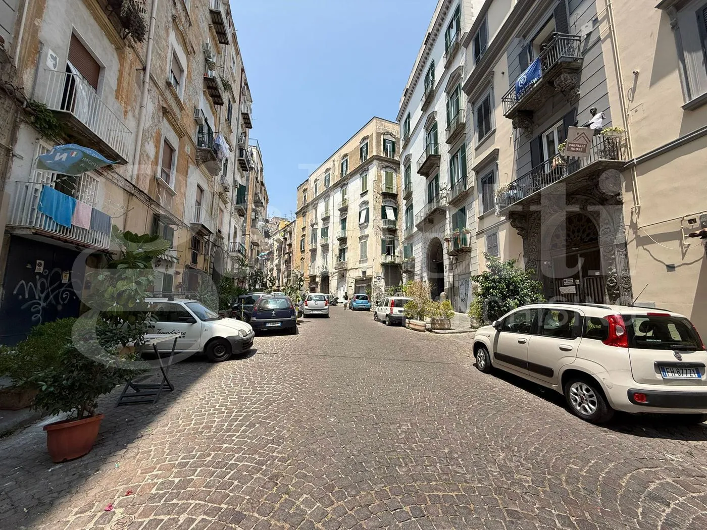 Foto 32 di 35 - Appartamento in vendita a Napoli