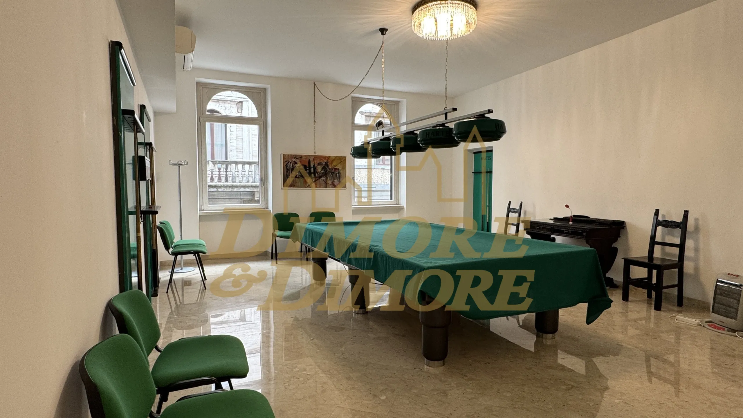 Attività commerciale in vendita a Varese