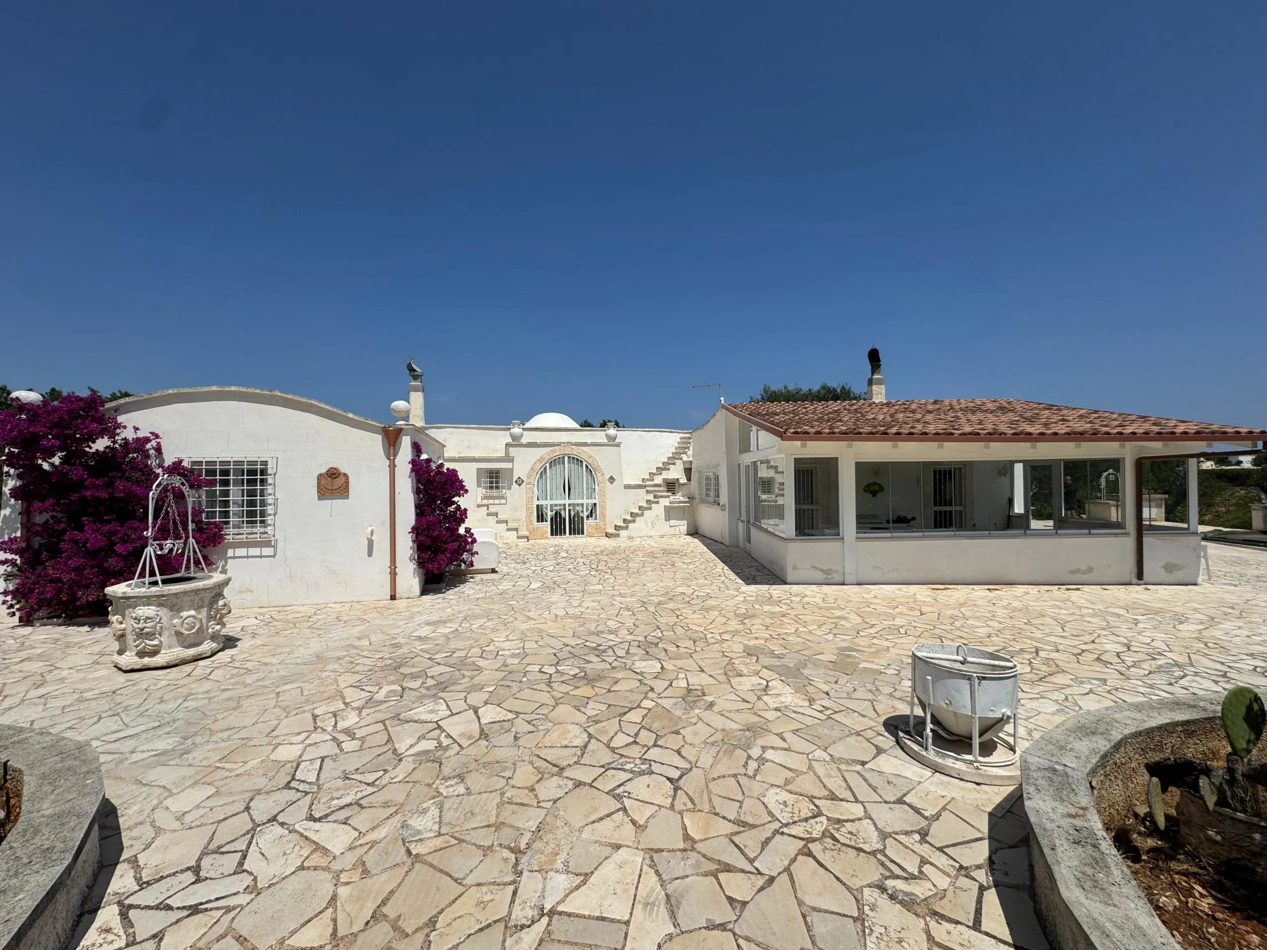 Foto 41 di 54 - Casa indipendente in vendita a Ostuni