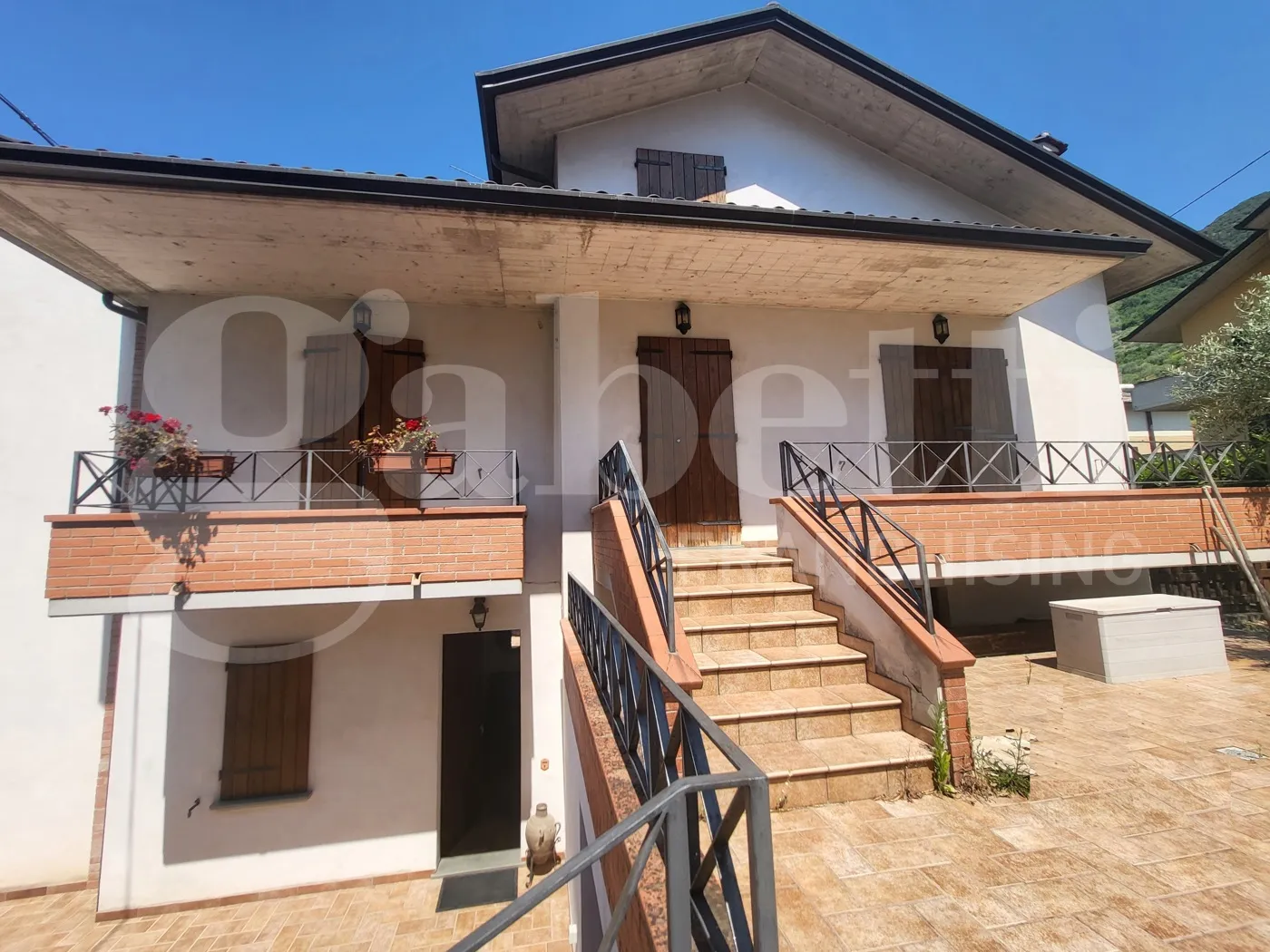 Foto 1 di 4 - Casa indipendente in vendita a Gubbio