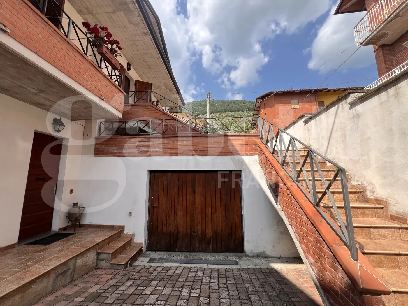 Foto 4 di 4 - Casa indipendente in vendita a Gubbio