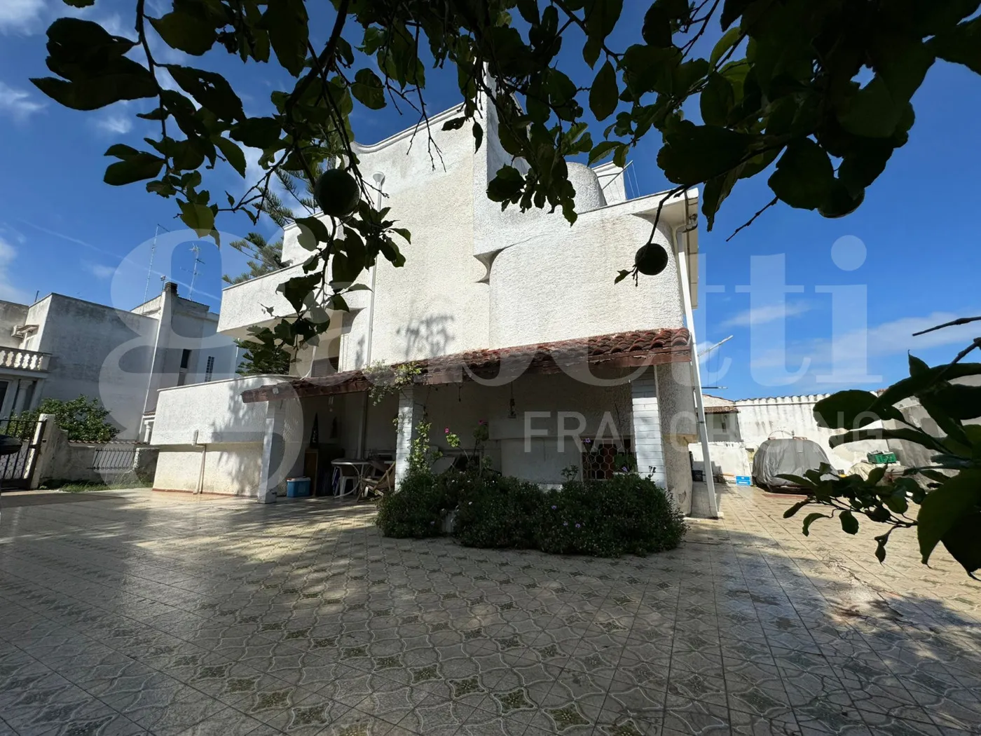 Foto 4 di 50 - Villa in vendita a Bari