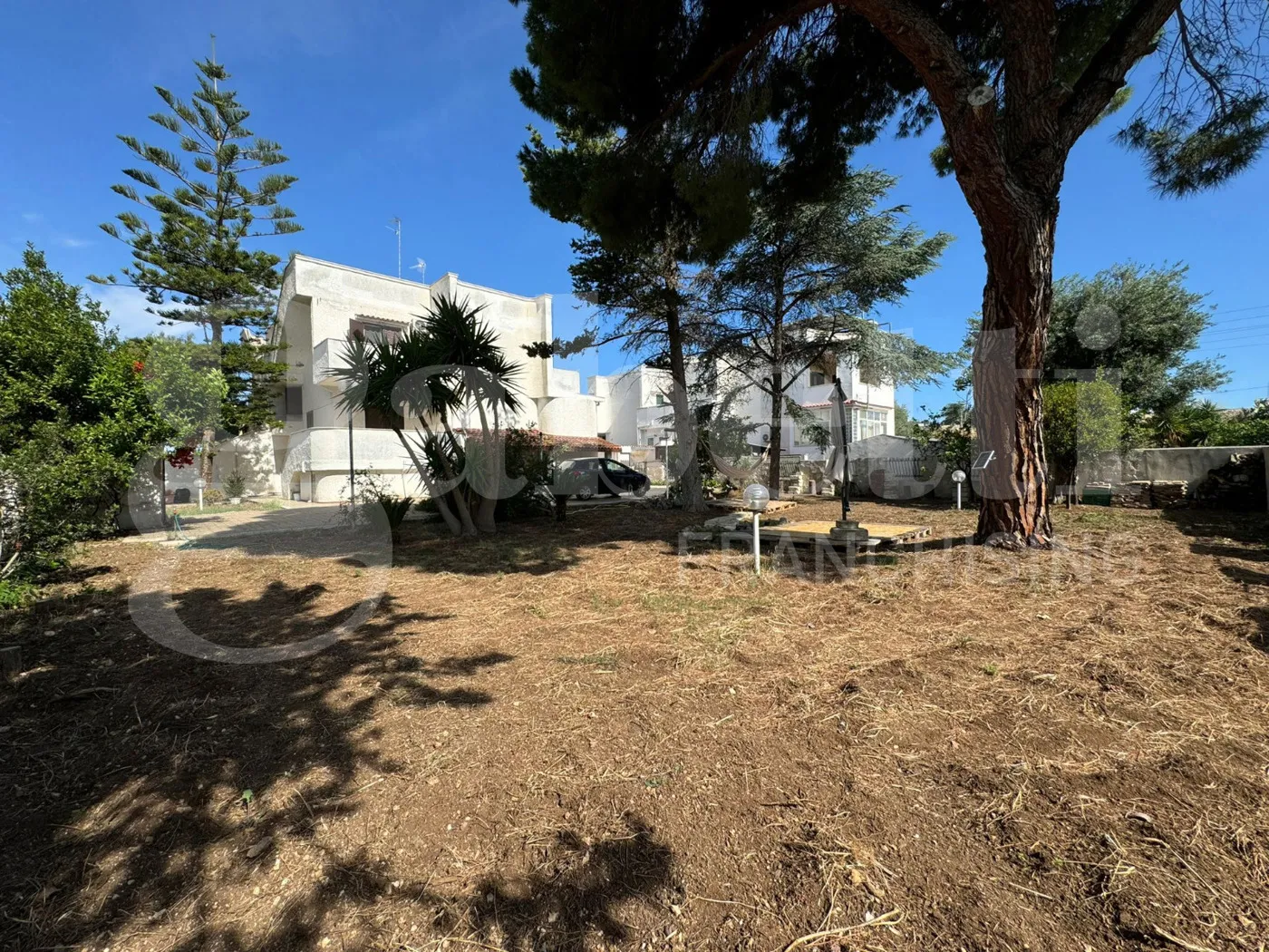 Foto 48 di 50 - Villa in vendita a Bari