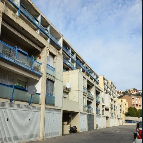 Foto 1 di 12 - Appartamento in vendita a Genova