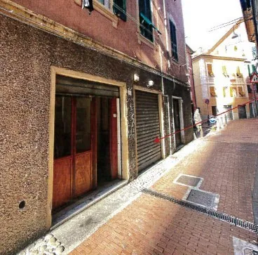 Foto 1 di 7 - Garage in vendita a Genova
