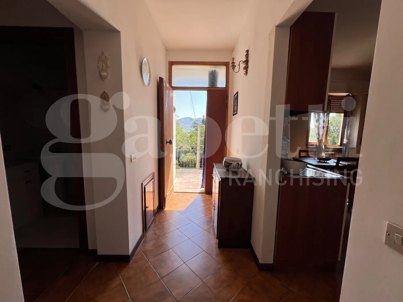 Foto 5 di 21 - Casa indipendente in vendita a Gubbio